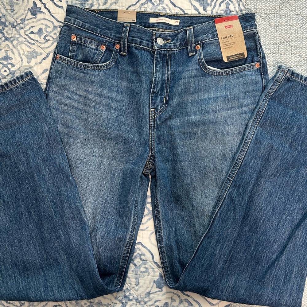 Levi’s Low Pro Straight Leg Jeans Size 29 Distressed